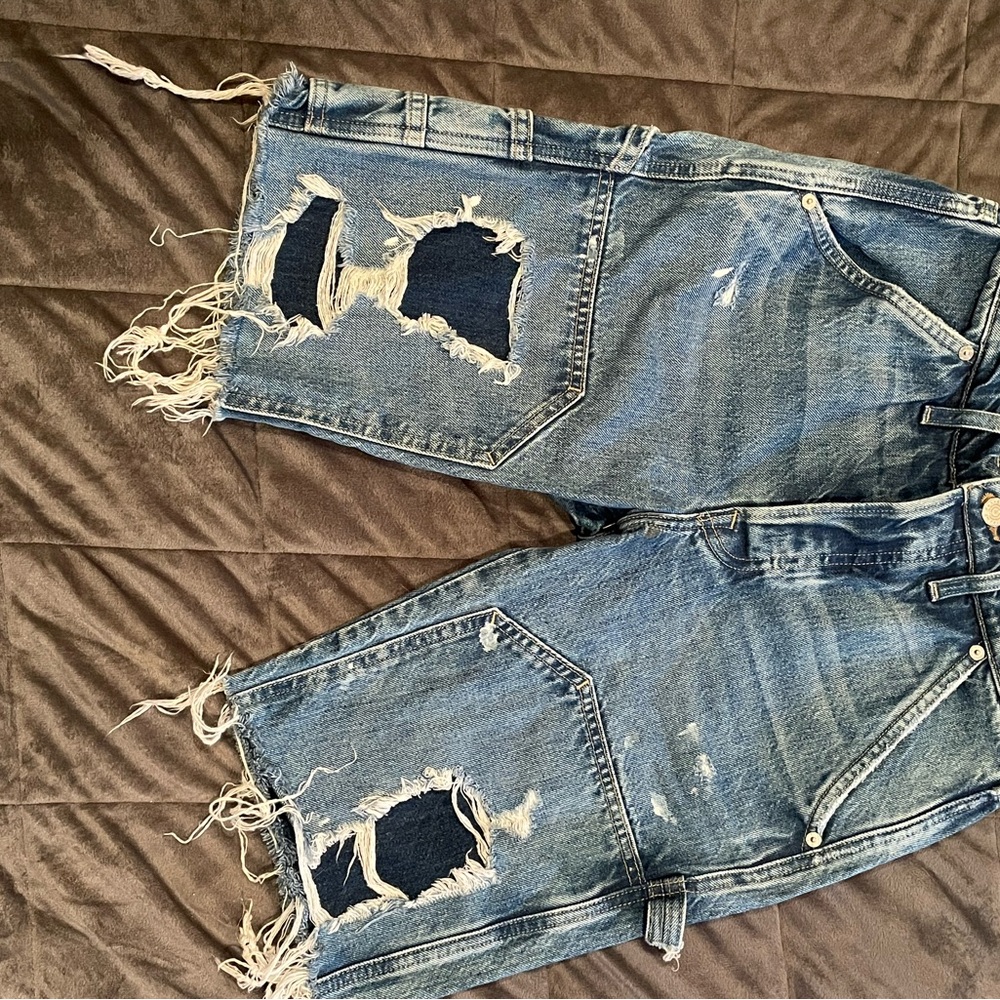 Frame Denim Blue Bermudas Distressed Frayed